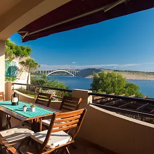 Apartman Captain's With Sea View